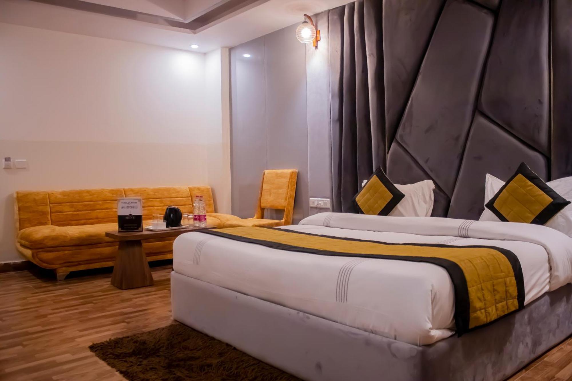Hotel Airport City Near Delhi International Airport New Delhi Exterior photo